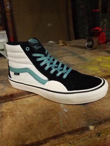 Vans | Sk8-Hi Pro - (Fabiana Delfino) Black/Oil Blue/Corduroy
